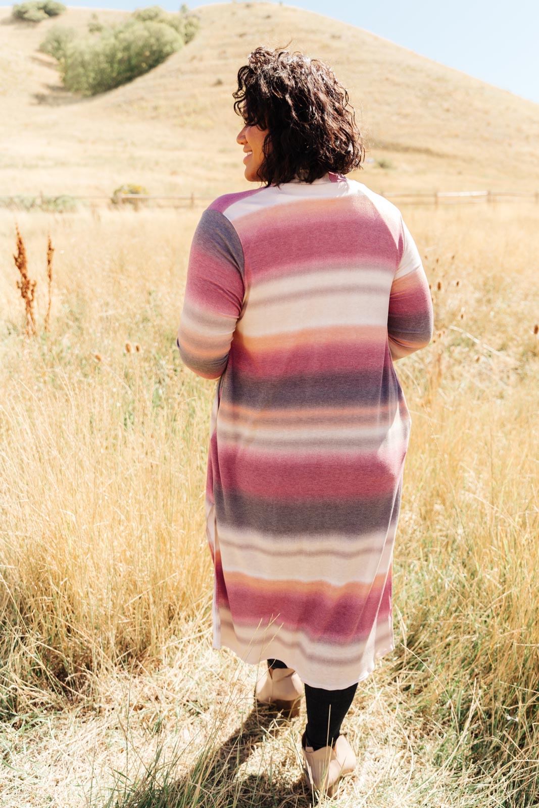 Country Roads Cardigan in Magenta