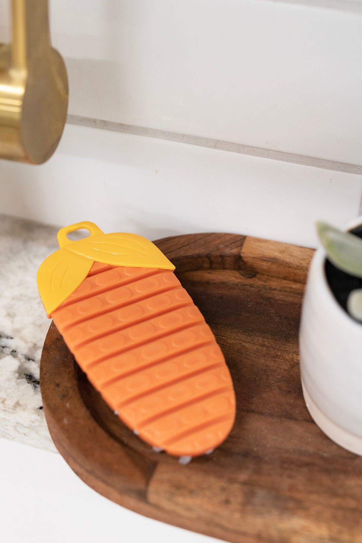 Cutie Carrot Kitchen Scrubber