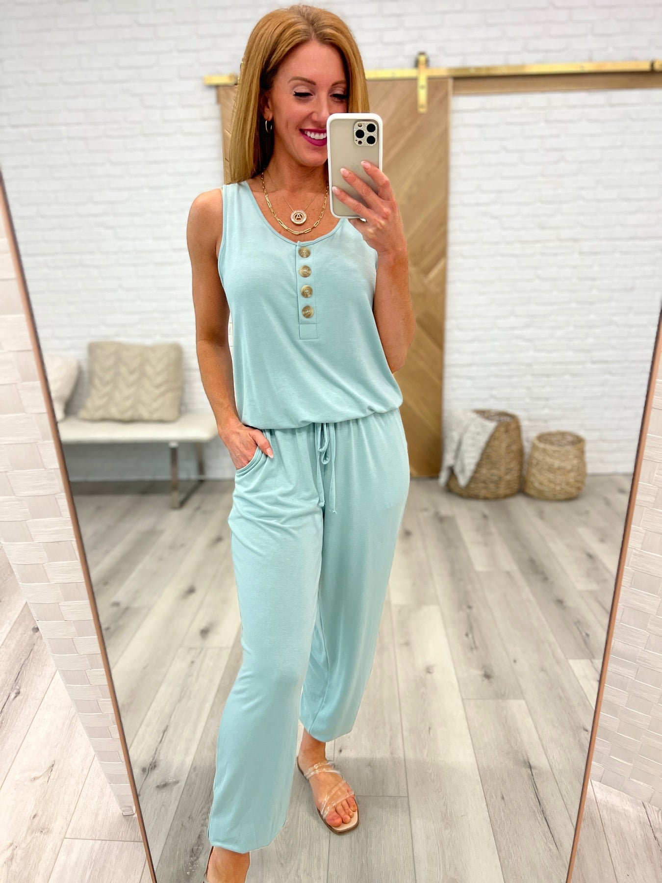 Relaxing Weekend Sleeveless Jumpsuit