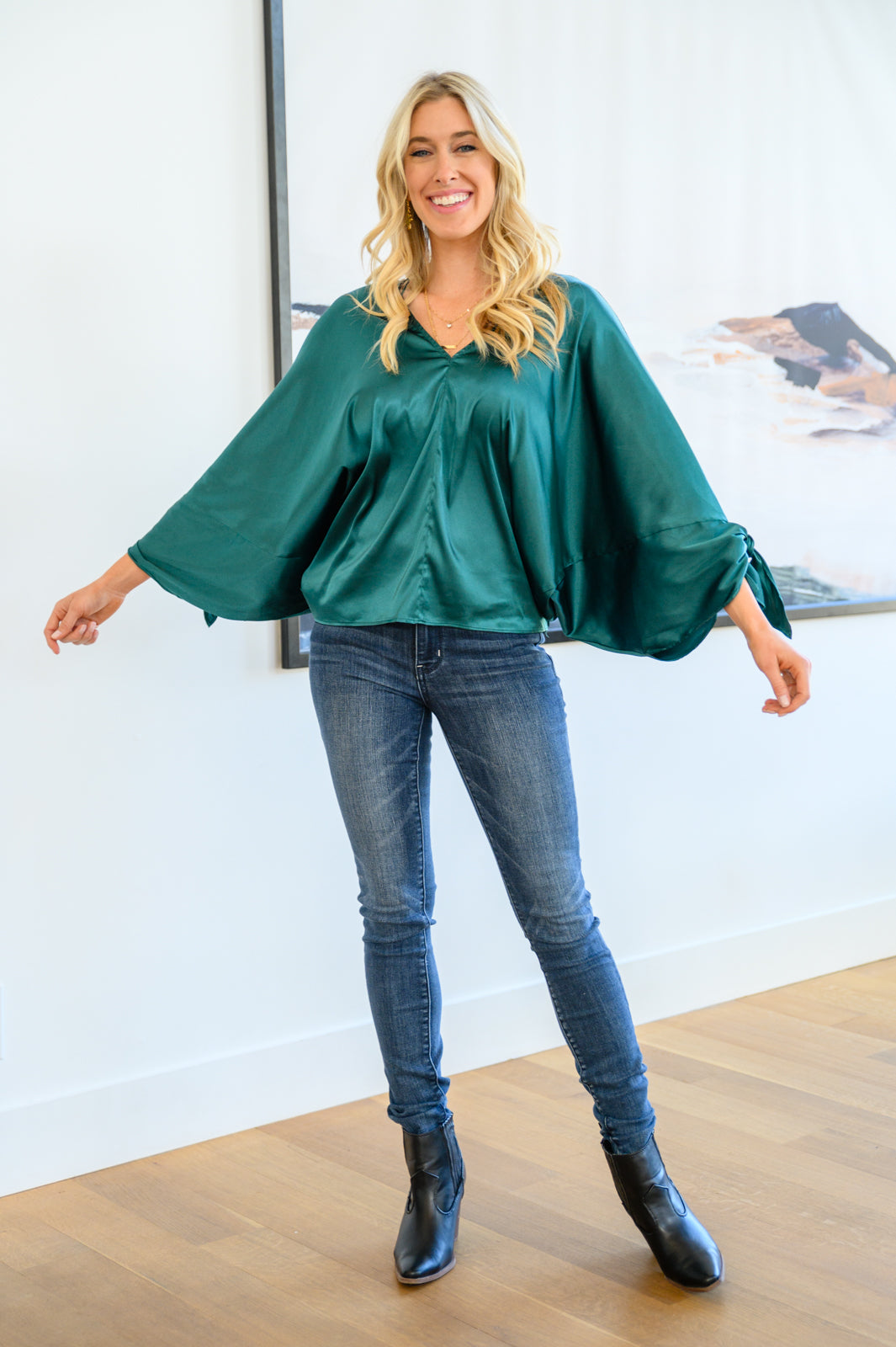 Jaz Dolman Tie Sleeve Blouse in Green