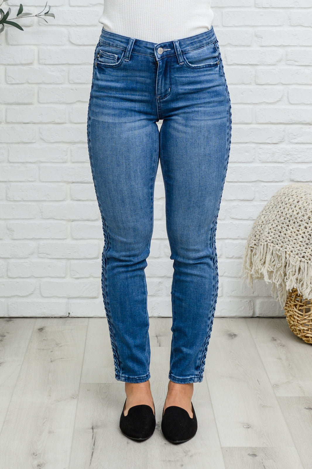 Karina Relaxed Fit Braided Side Seam Detail Jeans