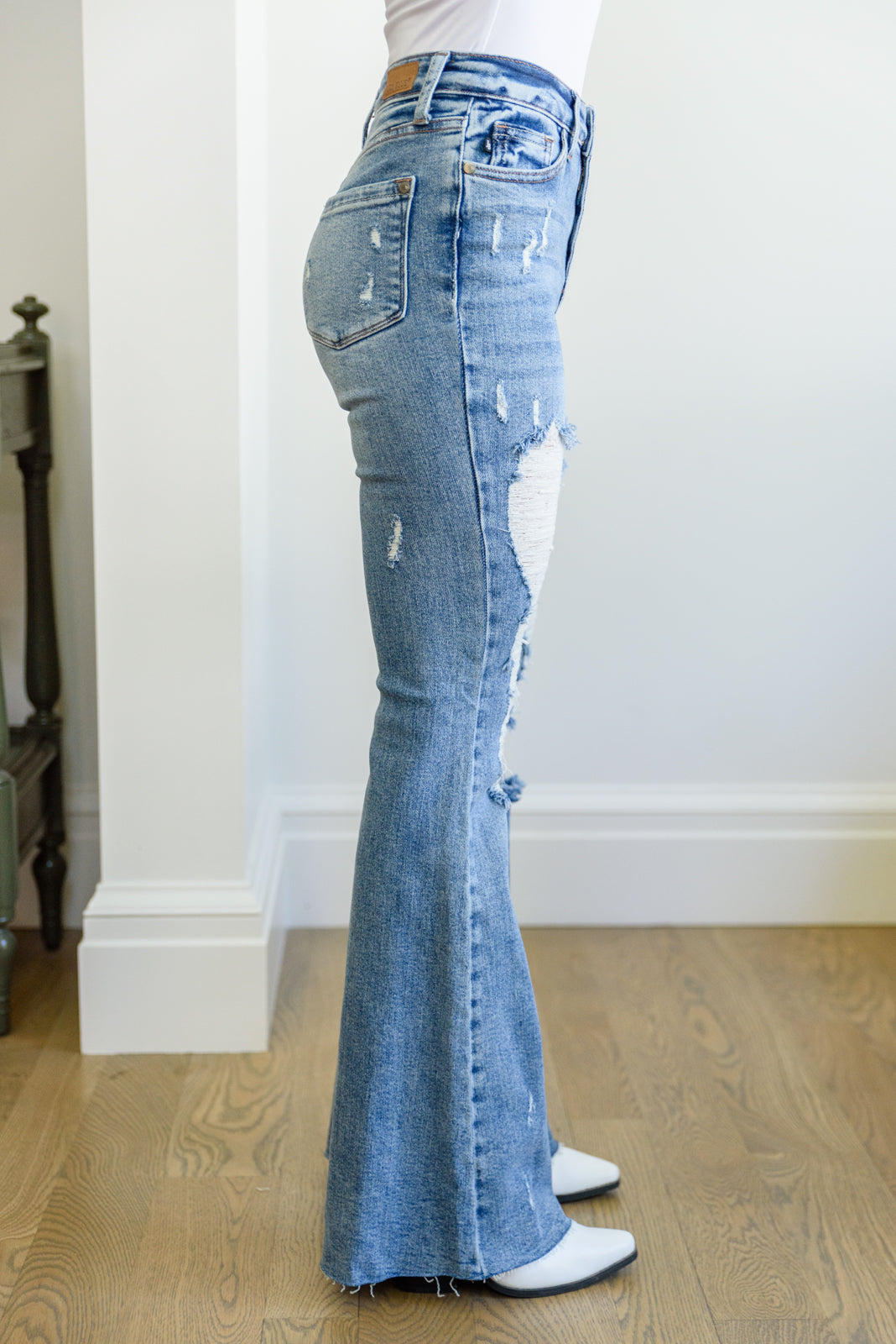 Kiana Heavy Destroy Flare Jeans