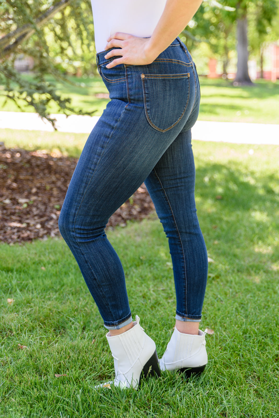 Piper Pull-On Skinny Jeans