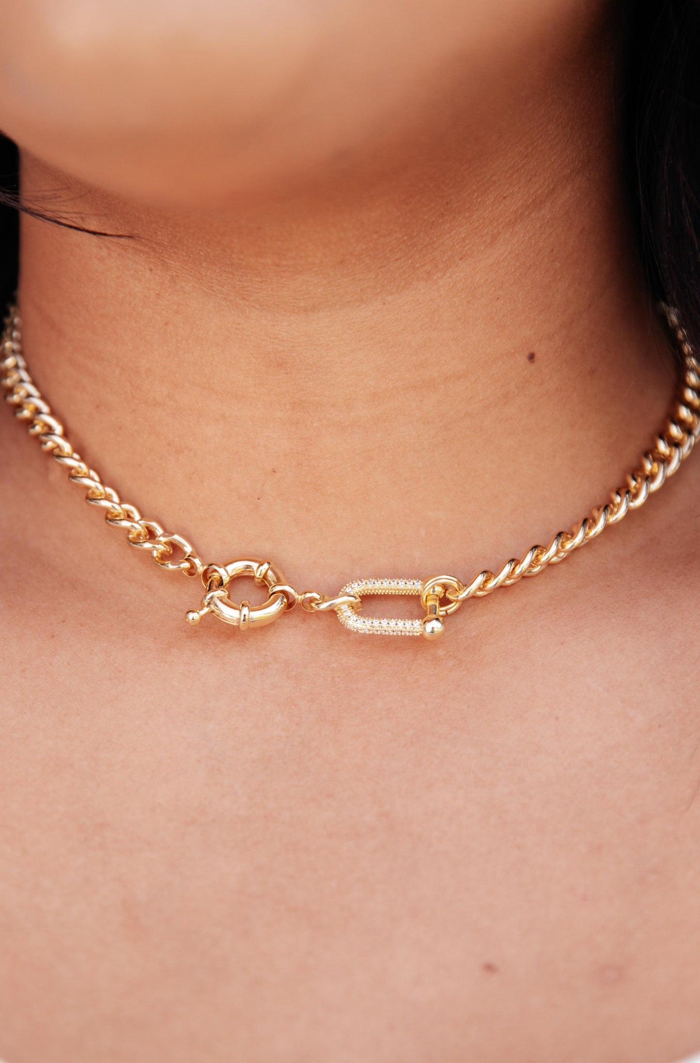 Rhinestone U Clasp Chain Choker