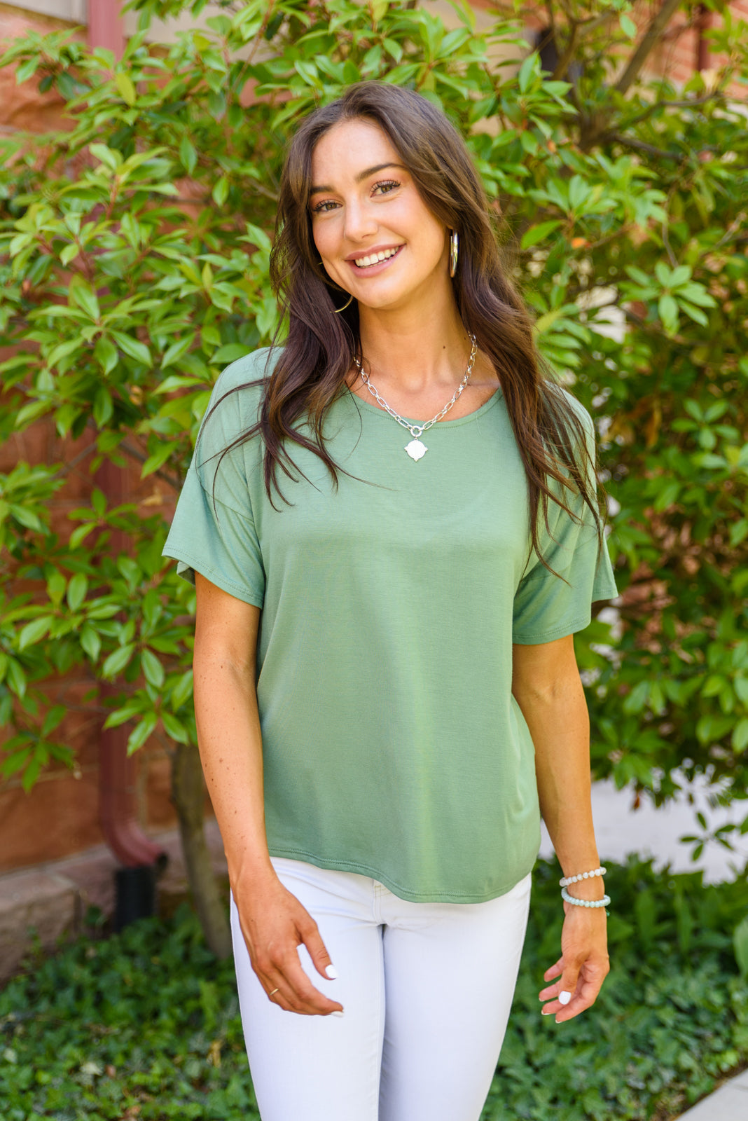 Simple One Twist Tee In Olive